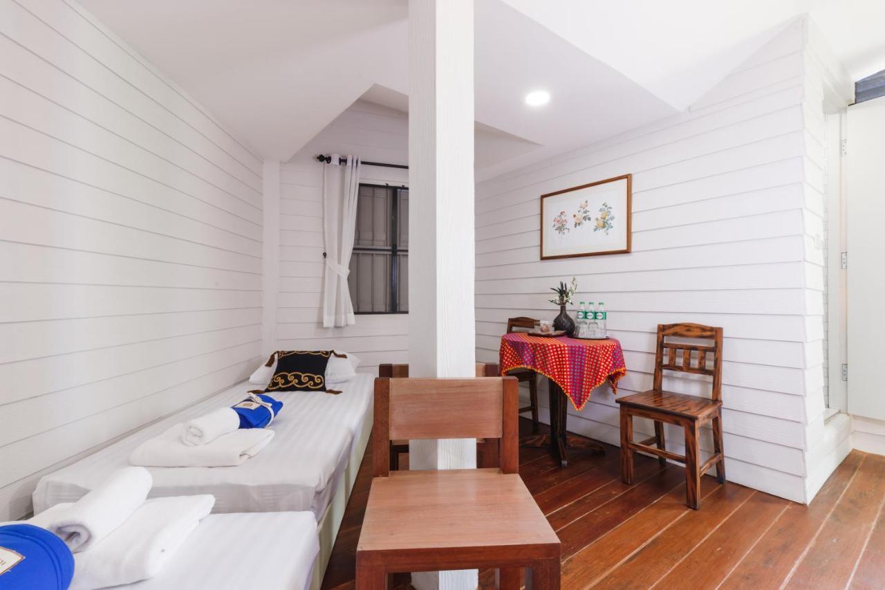 Ilili House Hostel Chiang Mai Exterior photo